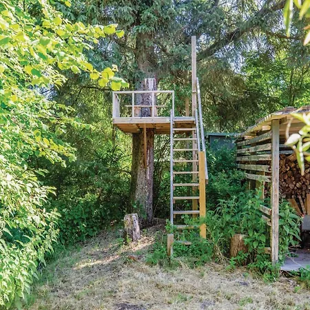 Three-bedroom Holiday In *